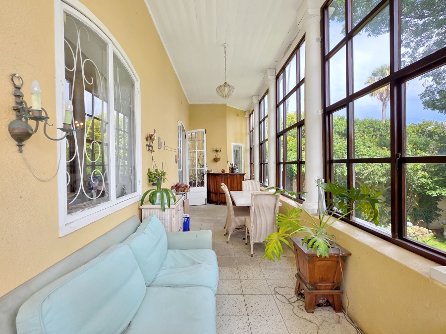 6 Bedroom Property for Sale in Sea Point Western Cape